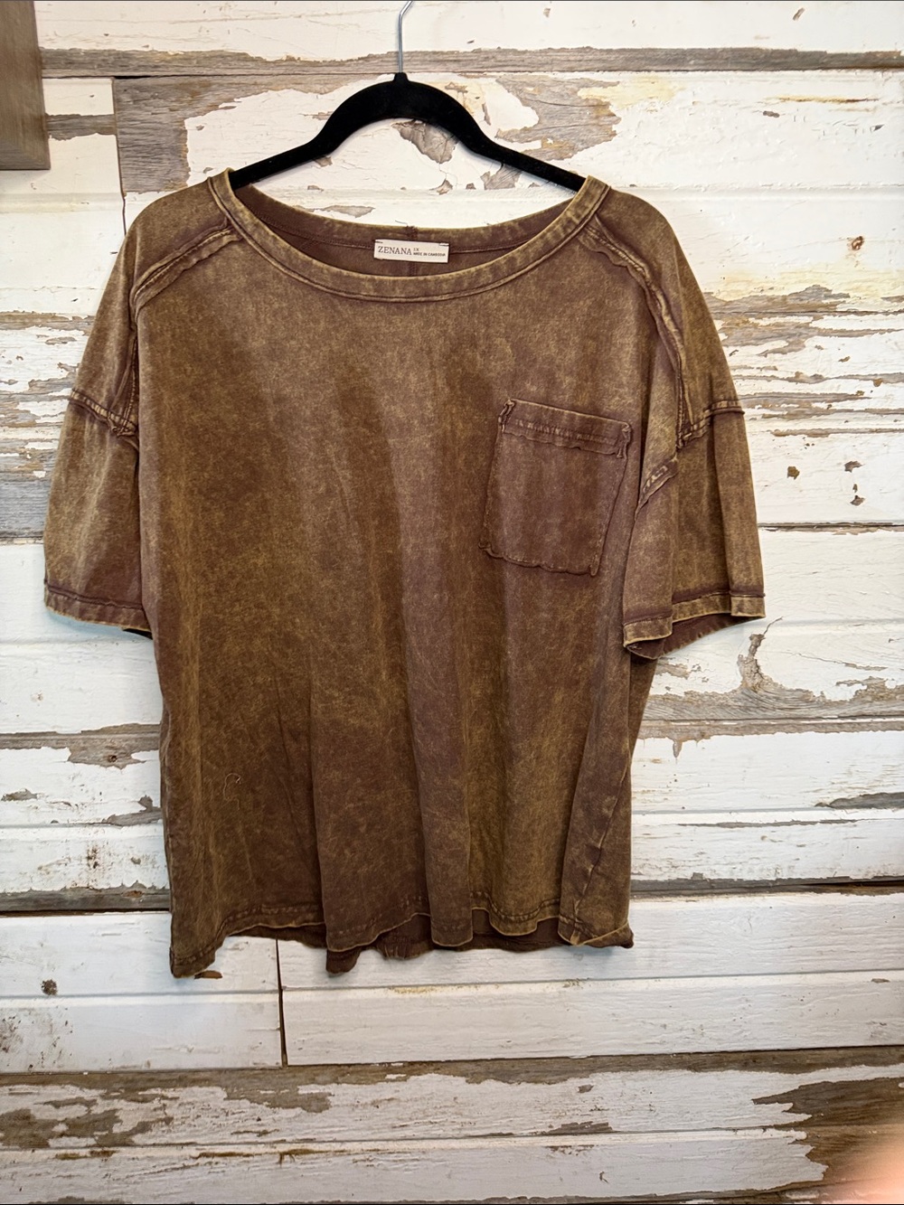 Zenana Outfitters Washed Brown Short Sleeve Pocket Tee size 1X. (#16